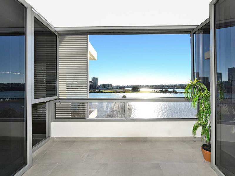 Buyers Agent Purchase in Rhodes, Sydney - Terrace with Lake View