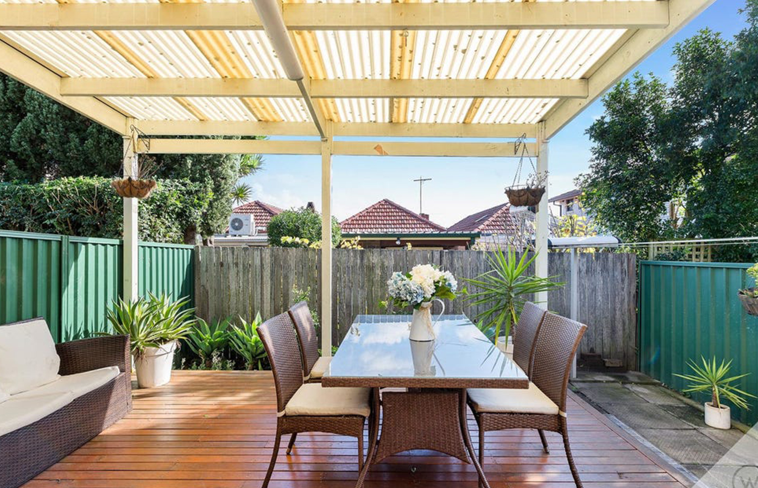 Recent Sale in Earlwood, Sydney - Outside Dining