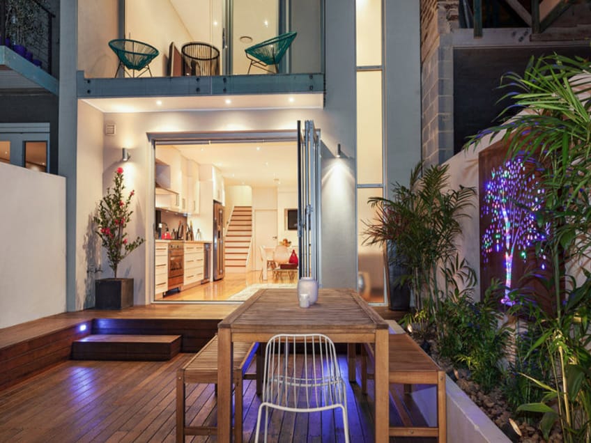annandale home buyers-door view