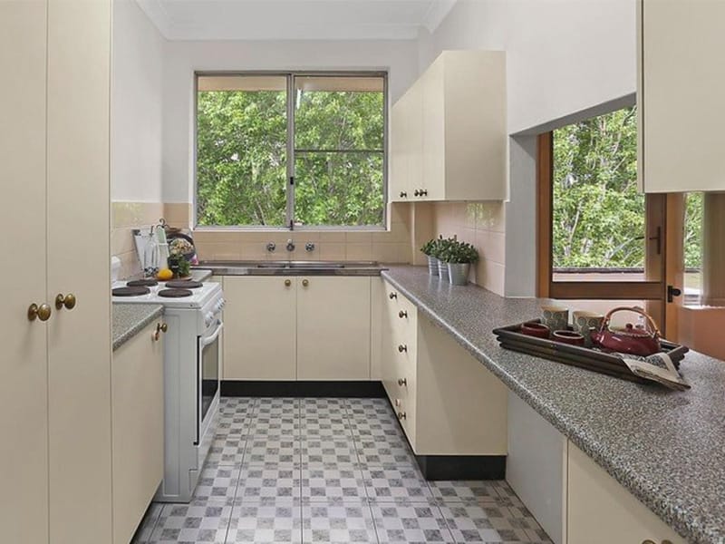 carlton home buyers-kitchen